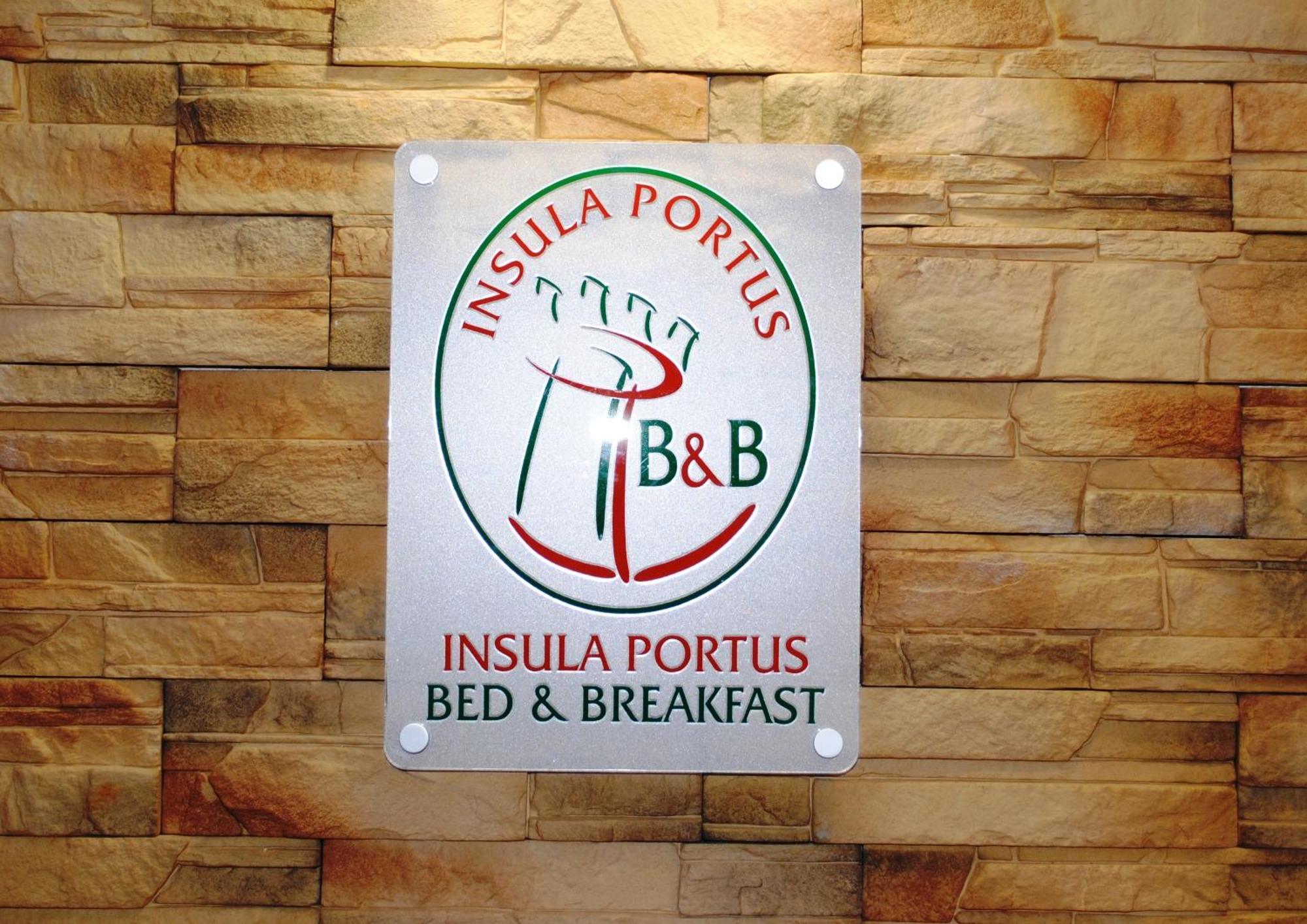 依苏拉波尔图斯b&B酒店 菲乌米奇诺 外观 照片